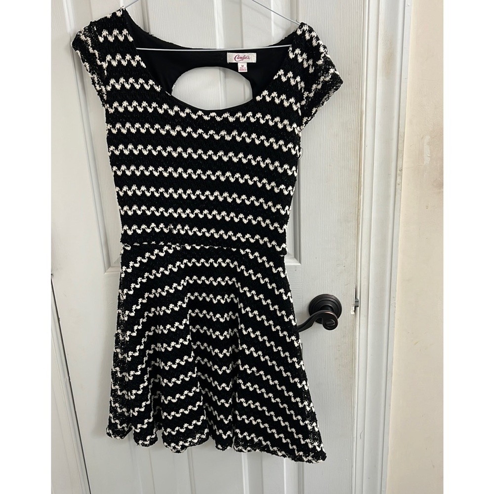 Candie’s dress with back cutout